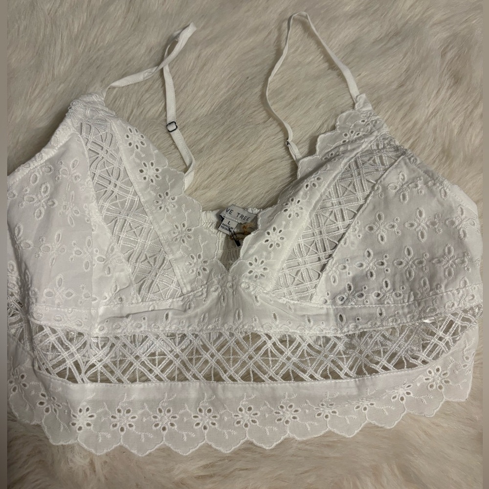 NWOT Love Tree White Lace Bralette